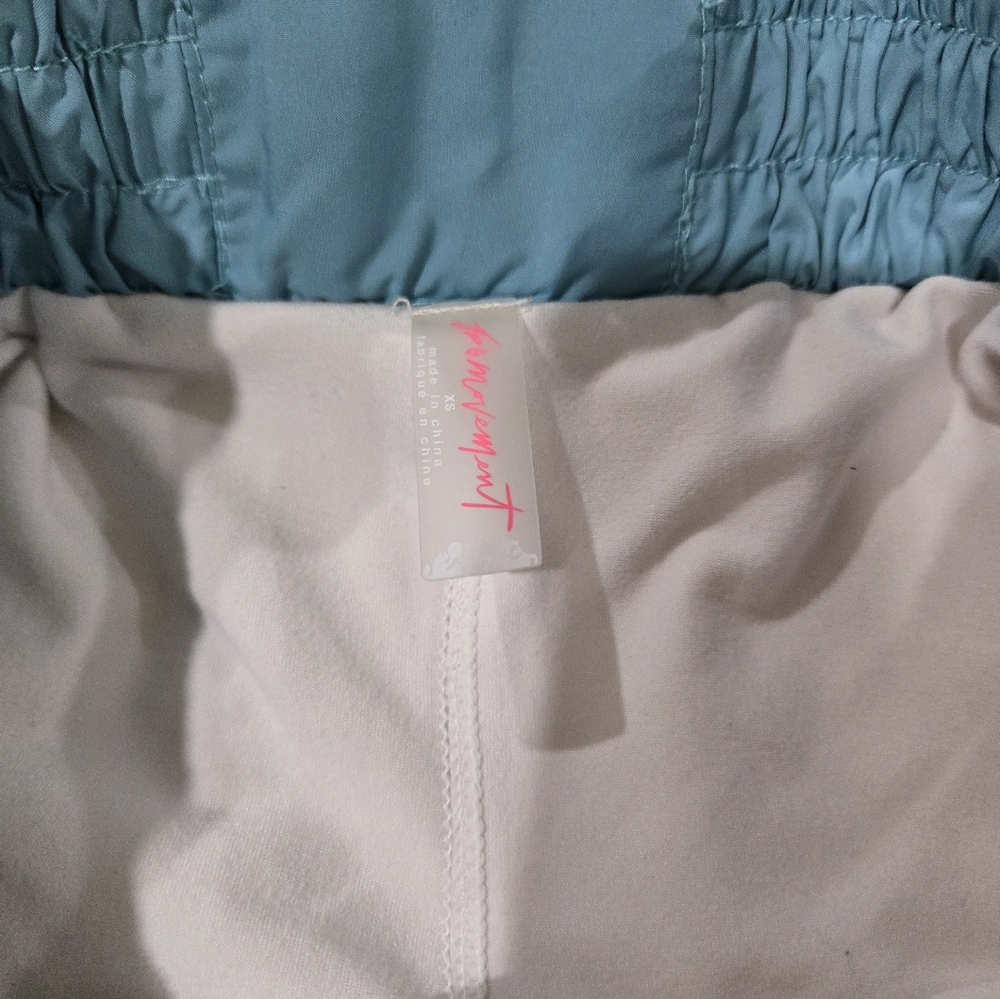 Free People FP Movement Invigorate Shorts Color-Block Lime Combo Size XS - Picture 4 of 5